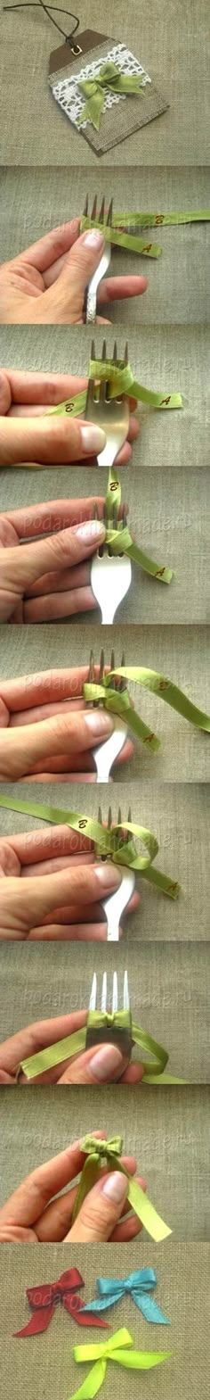 the flowers are arranged in rows on the tablecloths and ready to be cut