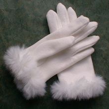 How To Make Gloves, Gloves Diy, Diy Fashion Projects, Glove Pattern, Bracelet Crochet, Fleece Gloves, Gloves Pattern, Make Your Own Clothes