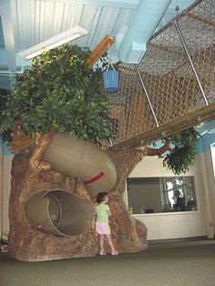 Kids Stage Design, Jungle Playground, Tree Playground, Inside Playground, Playing Room, Cool Playgrounds, Daycare Decor, House Slide