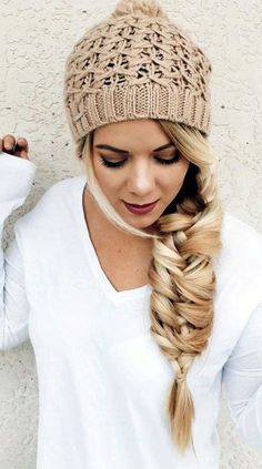 Adorable side braid #hairstyles #braids Braided Summer Hairstyles, Beanie Hairstyles, Soft Grunge Hair, Luxy Hair Extensions, Chunky Braids, Luxy Hair, Hair Styles 2017, Hair Color For Women, Dirty Blonde