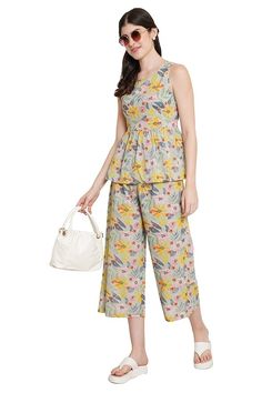 Buy COTLAND Fashions Jaipuri Cotton Printed Sleeveless Peplum Top with Pants Co-Ord Set for Women (Floral Lounge) at Amazon.in Peplum Top With Pants, Floral Lounge, Co Ord Suit, Top With Pants, Sleeveless Peplum Top, Western Wear For Women, Co Ord Set, Trouser Suits, Co Ord