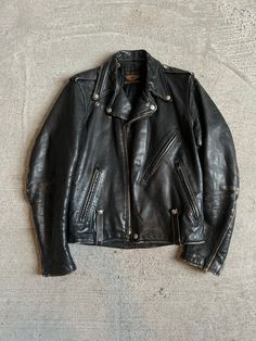 1950s Harley Davidson leather jacket. Has general wear throughout.  18" Pit to Pit  23.5" Length  15" Shoulder  24" Outer Sleeve All sales final, please ask any questions before buying - Thanks Vintage Leather Jacket For Motorcycling, Vintage Leather Motorcycle Jacket With Long Sleeves, Vintage Biker Jacket With Double-needle Stitching For Fall, Vintage Long Sleeve Biker Jacket For Motorcycling, Fitted Vintage Brown Biker Jacket, Vintage Fitted Biker Jacket For Motorcycling, Vintage Biker Jacket For Biker Events, Vintage Fitted Biker Jacket For Biker Events, Vintage Black Biker Outerwear