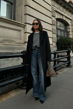 Style Désinvolte Chic, Inexpensive Clothes, Style Casual Chic, Europe Outfits, Look Short, Paris Outfits, Stockholm Fashion, Coat Outfits, Mode Inspo