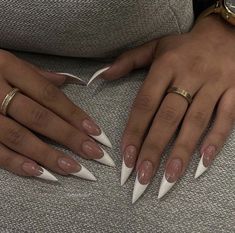 Short Stiletto Nails, Almond Gel Nails, Short Stiletto, Girly Acrylic, Pointy Nails, Nail Looks, Punk Nails, Pointed Nails