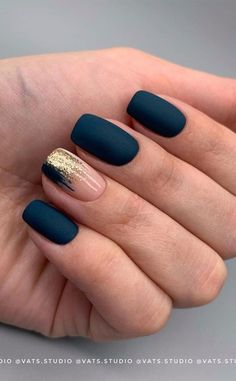 Gel Manicure For Work, Small Round Nails Design, Marbling Nail Art, Nail Designs Plants, 2023 Gel Nail Trends, Dip Nail Designs Spring, Black Tie Nails Classy, Fabulous Nails Summer, January Nails Ideas Gel