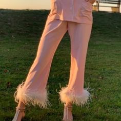 Brand: Sleeper Descrip: Ostrich Feather Pink Pajama Pants Size: M Fabric: Viscose Stretch: In Waist Flaws: Light Wear. Faint Spot On Back (Last Image) Condition: Pre-Owned, Good! Approx Msmsts Taken Flat Waist: 12” Hips: 17” Rise: 11.5” Inseam: 24” Follow For More Insta: @Jlynnfarmer Pre-Owned Ships In 1-2 Biz Days Reasonable Offers & Bundles Welcome! No Trades! Sleep Pjs Jogger Sexy Lingerie Feathers Pink Pajama Pants, Ostrich Feathers, Women's Intimates, Pink White, Pajama Pants, Lingerie, Pants, Pink, Women Shopping