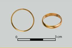 two gold wedding rings are shown in front of a gray background, and the measurements for each ring