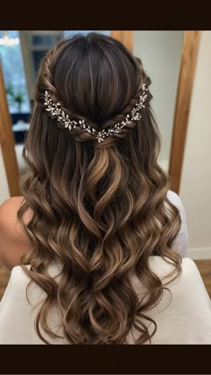 Chic Styles: 15 Prom Hairstyles for Medium Length Hair 2024 32 Simple But Formal Hairstyles, Curly Bridal Half Updo, Prom Simple Hairstyles, Wedding Curly Hairstyles Down, Prom 2024 Hairstyles, Blonde Styles, New Trendy Hairstyles, Simple Prom Hair, Stunning Hairstyles