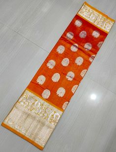 Bridal Dupatta Designs, Dupatta Designs, Bridal Dupatta, South Silk Sarees, Beautiful Sarees, Handmade Christmas Crafts, Bridal Silk Saree, Sarees Collection