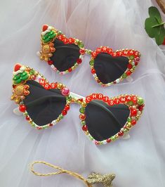 The perfect Christmas Sunny doesn't exis--- Oh! Excited to mail this sunny to Mrs Christmas 🤶 #christmassunnies #christmas #shopsmall #smallbusiness #scarlettandsisters The frame will be bedazzled with High Quality Christmas colored Rhinestones that will bring that extra Sparkle! *This listing is for 1 Adult Sunny ‼️Please note that the sunglasses are bedazzled by hand and as I always try to deliver the best, they may not always be 100% perfect. All Charms and Rhinestones are strongly secured, but rough use may result to damage. Cute Glasses, Baby Bracelet, The Perfect Christmas, Christmas Colors, Perfect Christmas, Eyewear Sunglasses, Sunglasses Accessories, Eye Candy, Sunnies