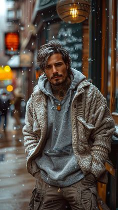 Boho Outfits Men Bohemian, Oracle Woman, Mens Boho Fashion, Masculine Boho, Male Model Poses, Boho Men Style, Rugged Aesthetic, Boho Fashion Winter, Bohemian Men