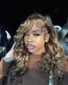 Honey Blonde Wand Curls, Brown Wig Hairstyles, 13x4 Lace Front Wig, Frontal Wig Hairstyles, Birthday Hairstyles, Dyed Hair Inspiration, Hair For Women, Braided Hairstyles For Teens, Sew Ins