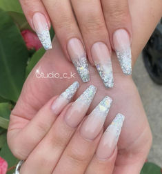 27 Silver Nail Designs for Elegant Fingertips Nails Neutral