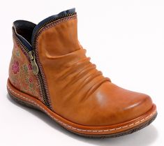 All ankle boots are not created equal. With a burnished leather finish, front ruching, and (surprise!) floral details on the back, the Chesapeake takes one step back into a cool vintage vibe while taking two steps forward into fresh footwear territory. Add in a flexible sole for all-day comfort, and you can see why these L'Artiste boots may just be your new faves. From Spring Step. L'artiste By Spring Step, Leather Finish, Step Back, Vintage Vibe, Cool Vintage, Vintage Vibes, Leather Ankle Boots, Fashion Shoes, Shoe Boots