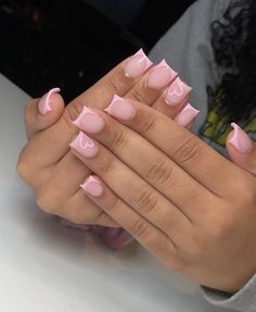 French Tip Short Nails Acrylics, Pink Nails Ideas French Tip, Short Nails With Pink Design, Short Pink Nail Art Designs, Short Nails Length, Cute Short Square French Tip Nails, Purple French Tips With Design, French Nail Tips Acrylics, Soft Pink Nails French Tip