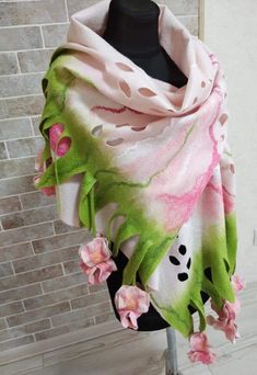 Felt Flower Scarf, Scarf Flower, Pink Felt, Scarf Wool, Flower Scarf, Pink Scarf, Pink Scarves, Felt Flower, Wool Scarf