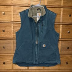 Rare Vintage Teal Carhartt Women’s Mock Neck Vest Built To Last For A Few Generations! Nice Fade And Broken In With Tons Of Life Left For You, Your Daughters Or Granddaughters To Enjoy! What An Amazing Legacy! Excellent Condition! Steam Sanitized For Your Peace Of Mind! Carhartt Vest Outfit Woman, Womens Carhartt Vest, Carhartt Vest Outfit, Vest Outfit Women, Womens Carhartt, Carhartt Vest, Carhartt Jackets, Sherpa Vest, Carhartt Womens