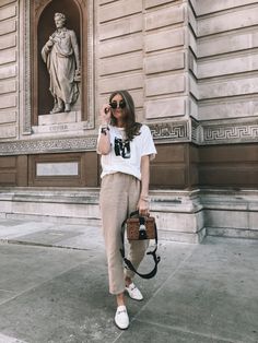 Gucci Loafer Outfits Women, White Loafers Outfit Women, White Gucci Loafers, White Loafers Outfit, Loafer Outfits Women, Gucci Loafers Outfit, Loafers Women Outfit