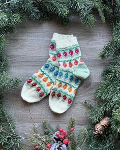 Colorwork Socks, Christmas Socks Pattern, Colored Lights, Work Socks, Socks Pattern, Cowl Pattern, Tree Patterns