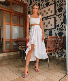 All White Party Outfits, Beach Outfit For Women, White Party Outfit, Beach Party Outfits, White Two Piece, Mode Inspo, Mode Inspiration, Ladies Dress Design, Outfit Casual