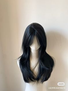 Hairstyles Kpop Female, Haircuts For Asians, Hair Cuts For Long Hair With Bangs, 1b Hairstyles, Layered Haircut For Long Hair, Korean Wigs, Mannequin Hair, 1b Hair, Pretty Hair Cuts