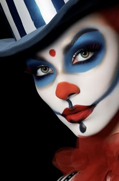 Womens Clown Makeup, Circus Clown Makeup, Clown House, Halloween Maquillage, Circus Makeup, Adult Face Painting, Poison Ivy Costumes, Pierrot Clown