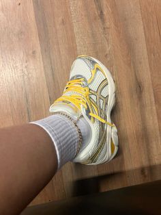 Asics Shoes Aesthetic, Asics Yellow, Pretty Sneakers, Shoes For School, Urban Shoes, Nike Shoes Air Force, Trendy Shoes Sneakers, Yellow Sneakers, Pretty Shoes Sneakers