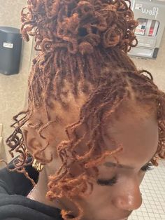 #ginger #locs #sisterlocs #coloredlocs Traditional Locs Hairstyles, Honey Blonde Micro Locs, Micro Locs Color Ideas, Ginger Microlocs, Sister Locks Hairstyles Short, Micro Loc Styles Black Women, Ginger Micro Locs, Fall Loc Colors, Ginger Sisterlocks