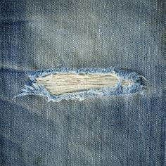 How to Fray and Distress Jeans with Scissors and Sandpaper. Taking a U-turn from the polished, sophisticated looks, the runway has turned into a show of frayed, cut, ripped and torn jeans. Frayed jeans are so in vogue in street style collections that everyone ... How To Destress Your Jeans Diy, How To Cut And Fray Bottom Of Jeans, Distressed Jeans Diy, Jean Alterations, How To Fray Jeans, How To Distress Jeans