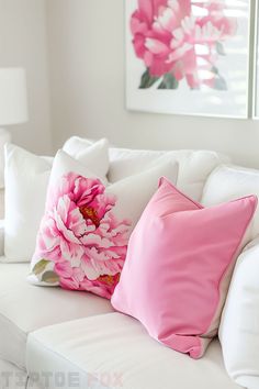 pink throw pillows on white sofa flower decor living room inspo Living Room With Pink Accents, Cute Pink Room Decor, Room With Pink Accents, Flower Decor Living Room, Pink Room Decorations, Pink Room Decor Ideas, Cute Pink Room, Room Decor Finds, Living Room Items