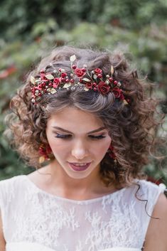 * This delicate burgundy  crown made with handcrafted flowers, gold leaves, pearls and crystals. Complement most wedding hairstyles. It is the perfect bridal hair vine for that woman who wants to simply sparkle on her wedding day. * Each Spring Wind hair accessory is packed in original gift box perfect for safe storage and travel. * Hand made in our studio. *More burgundy headpieces* https://www.etsy.com/listing/644014829/floral-headpiece-burgundy-hair-comb-gold?ref=shop_home_active_94 Custom or Burgundy Crown, Gold Headpiece Wedding, Gold Leaf Crown, Long Hair Vine, Burgundy Earrings, Gold Hair Piece, Tiara Gold, Hair In The Wind, Leaf Headpiece