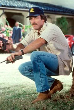 Casual Cowboy Outfit Men, Western Outfits Mens, Cowboy Outfit Men, Mens Cowboy Boots Outfit, Urban Cowboy Style, Thomas Magnum, Sam Elliot, Mustache Man, Cowboy Men