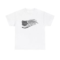 Distressed Vintage American Flag Wavy T-Shirt - cool usa veteran patriot freedom | eBay Vintage American Flag, Trendy Style, American Vintage, American Flag, Trendy Fashion, Unique Style, Mens Accessories, Flag, Mens Outfits