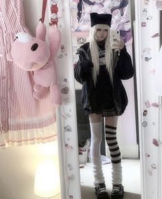 Pastel Goth Style, R U Ok, Vampire Style, E Girl Style, Alt Clothes, Alt Style, Cool Fits, Swaggy Outfits