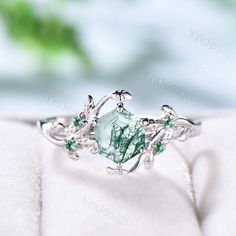 Beautiful Emerald Ring, Nature Promise Rings, Engagement Rings Mystical, Slytherin Engagement Ring, Forest Ring Engagement, Green Gem Wedding Ring, Agate Moss Ring, Nature Inspired Wedding Ring Sets, Fantasy Promise Rings