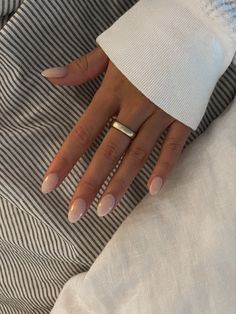 Nude Almond Nails, Nails Timeless, Milky Nails, Minimal Nails, Nails Only, Clean Nails, Girls Nails