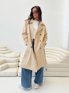 Shiny Pants, Winter Trench Coat, Causal Outfits, Stylish Coat, Oversized Jacket, Loungewear Sets, Curve Dresses, Casual Tank Tops, Coat Fashion