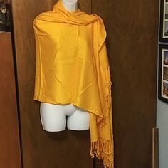 Nwot - Pashmina Canary Yellow Shawl Loc C1 70% Pashmina 30% Cotton Shawl With Fringe On Both Ends. This Is Oblong And Wide. Great For Keeping Warm On A Chilly Night. Color Is A Bright Canary Yellow. Mint Condition Never Worn No Tags Were Ever Attached. I Have Several Colors Available In This Shawl. Yellow Shawl, Cotton Shawl, Warm Yellow, Canary Yellow, Keep Warm, Scarf Wrap, Mint Condition, Scarf Accessory, Rain Jacket