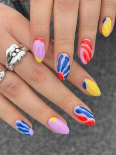 Cute Funky Nails Simple, Artistic Nail Art, Matisse Nails, Funky Nails Inspo Summer, Squiggly Nails, Funky Summer Nails, Abstract Nail Art Designs, Patterned Nails, Nail Art Trendy