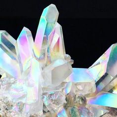 Crystal Photography, Aura Quartz Crystal, Crystal Aesthetic, Journey Of Life, Wellness Lifestyle, Rainbow Aura, Angel Aura Quartz, Raw Minerals, Pretty Rocks