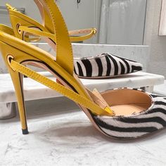 Jennifer Chamandi Designer Shoes. Size 37. Real Calf Fur And Leather. New In Box Luxury Yellow Closed Toe Heels, Jennifer Chamandi, Shoes Heels Classy, Cute Shoes Heels, Heels Classy, Soft Shoes, Everyday Shoes, Slingbacks, Gorgeous Shoes