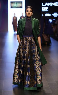 Payal Khandwala, Desi Outfits, Traditional Indian Outfits, Lakme Fashion Week, Party Wear Indian Dresses, Gorgeous Clothes, Indian Wedding Outfits, Designer Outfits