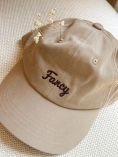 secondhand like new condition!  flatter brim fit than a typical baseball cap Men Aesthetic, Embroidered Baseball, Embroidered Baseball Caps, A Typical, Baseball Hat, Trucker Cap, Baseball Cap, Caps Hats, Accessories Hats