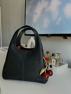 #lana #coach Coach Lana Bag Aesthetic, Lana Shoulder Bag Coach, Coach Lana 23, Birkinifying Bag, Coach Lana Bag, Coach Aesthetic, Red Coach Bag, Coach Bag Outfit