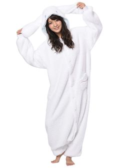 A Sweet, Warm, Soft Cinnamonroll Drift to sleep enrobed in an adult onesie designed to look like your favorite Sanrio character with this Adult Cinnamonroll Kigurumi. Hello Kitty's best puppy friend, Cinnamonroll is plump and sweet like the treat that gives him his name. This kigurumi is made from super-soft fleece that fastens thanks to buttons that run up the front. There are rib-knit cuffs on the wrists and ankles to keep your sleeves and legs clean even if you venture outdoors or have a snac Mens Night Suit, Sanrio Clothes, Night Suit For Women, Costume Parties, Night Suit