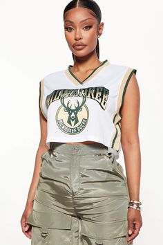 Milwaukee Bucks Logo, Bucks Logo, Gym Crop Top, Graphic Tee Style, Fashion Nova Outfits, Milwaukee Bucks, White Jersey, Print Placement, Jacket Pattern