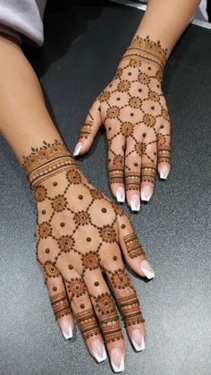 #lifestyle, #productivity, #organization, #goal setting Karva Chauth Mehndi Designs, Freetime Activities, Hand Mehndi Designs, Mehndi Outfit, Simple Mehendi Designs, Tato Henna, मेहंदी डिजाइन, Henna Tattoo Designs Hand, Stile Hijab