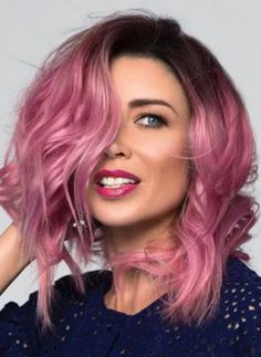 Dannii Minogue's Raspberry Sorbet Hair Colour - Find out why the pastel ice cream hair trend is here to stay. Funky Hair Colors, Rave Bras, Funky Hair, Hair Romance, Cream Hair, Raspberry Sorbet, Fairy Makeup, Mermaid Makeup, Bright Hair