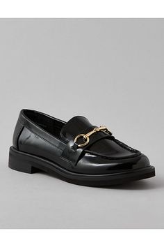 Vegan leather upper/Round moc toe with gold-tone hardware/Slip-on silhouette/Rubber outsole Flat Shoes Women, Loafer Flats, Vegan Leather, Women's Jeans, American Eagle Outfitters, American Eagle, Leather Upper, Loafers, Women Jeans