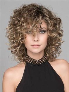 Beautiful Curls, Trending Hairstyles, Hair Photo, Long Curly Hair